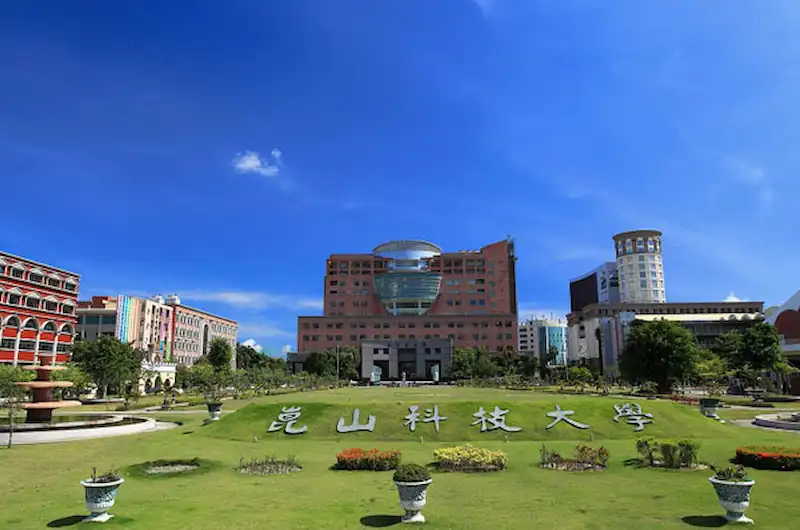 Đại Học Khoa Học Kỹ thuật Côn Sơn