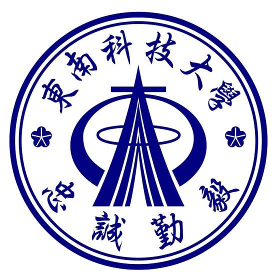 Logo Đại Học Khoa Học và Công Nghệ Đông Nam